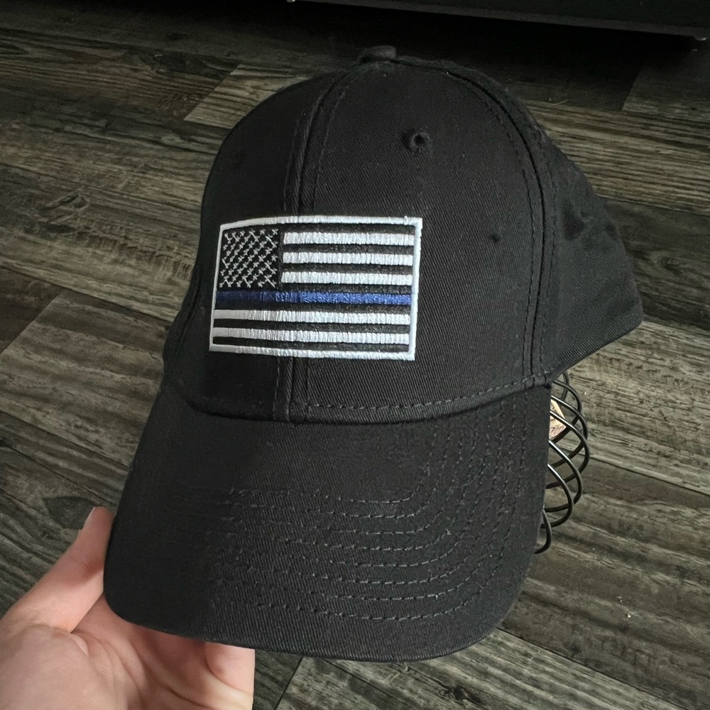 **bundle available 2 for $18 or 3 for $24 bundle** thin blue line hat